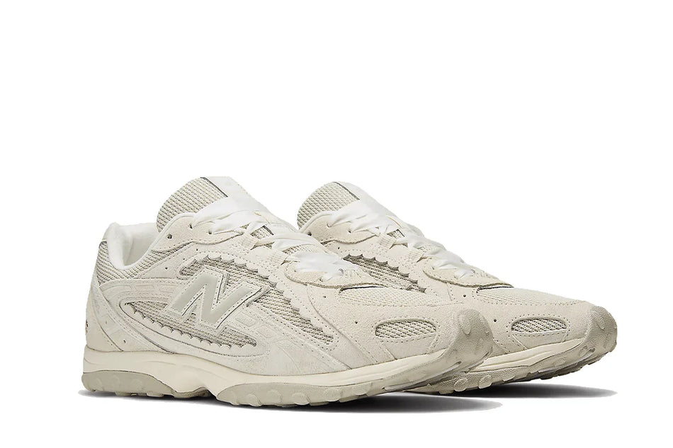 New Balance 204L Sea Salt Linen Bege